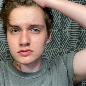 Meet your Posher, Ray